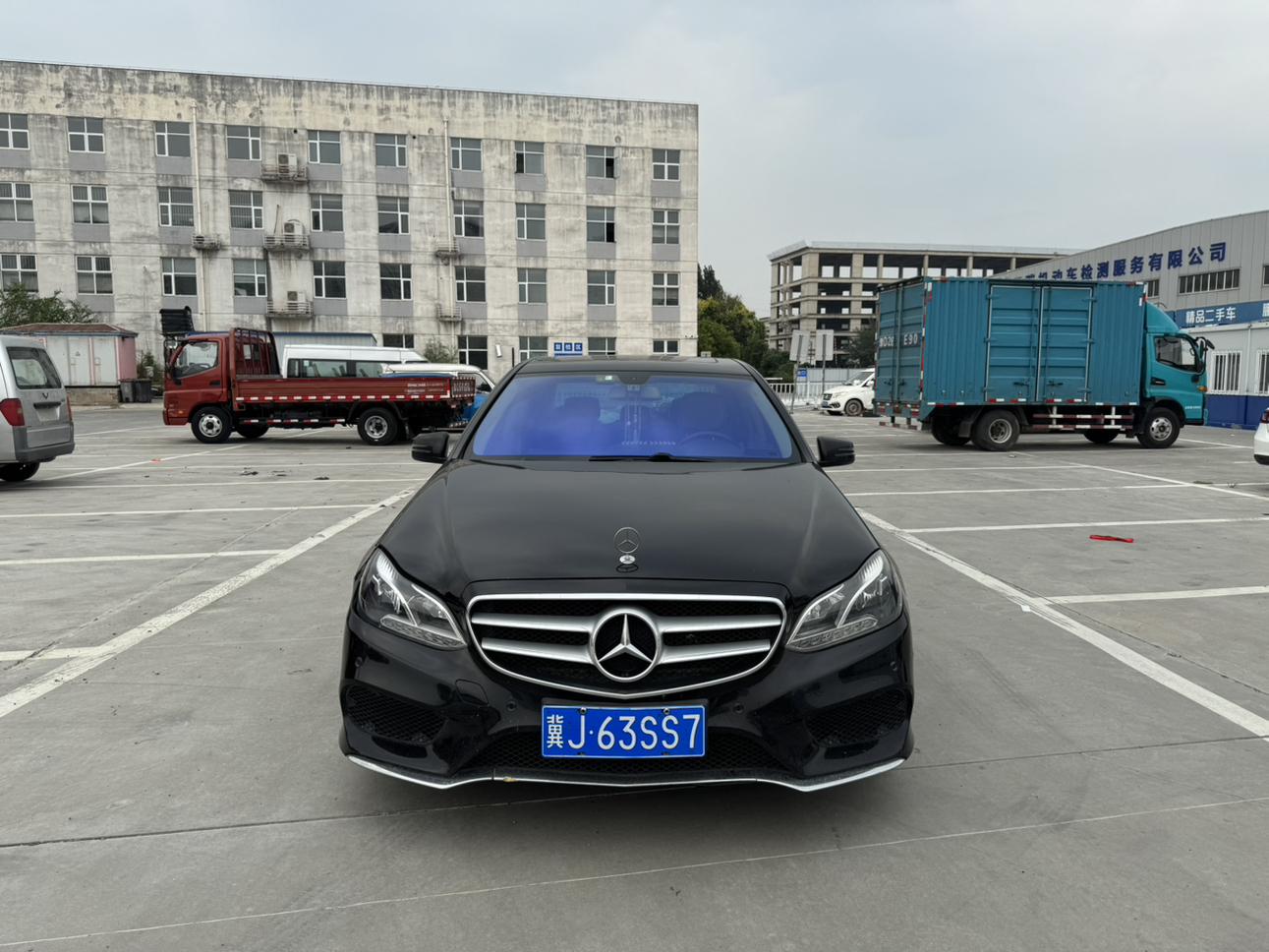 Mercedes-Benz E-Класс 2015 thumb 9