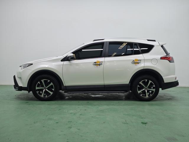 Toyota RAV4 2019 thumb 2