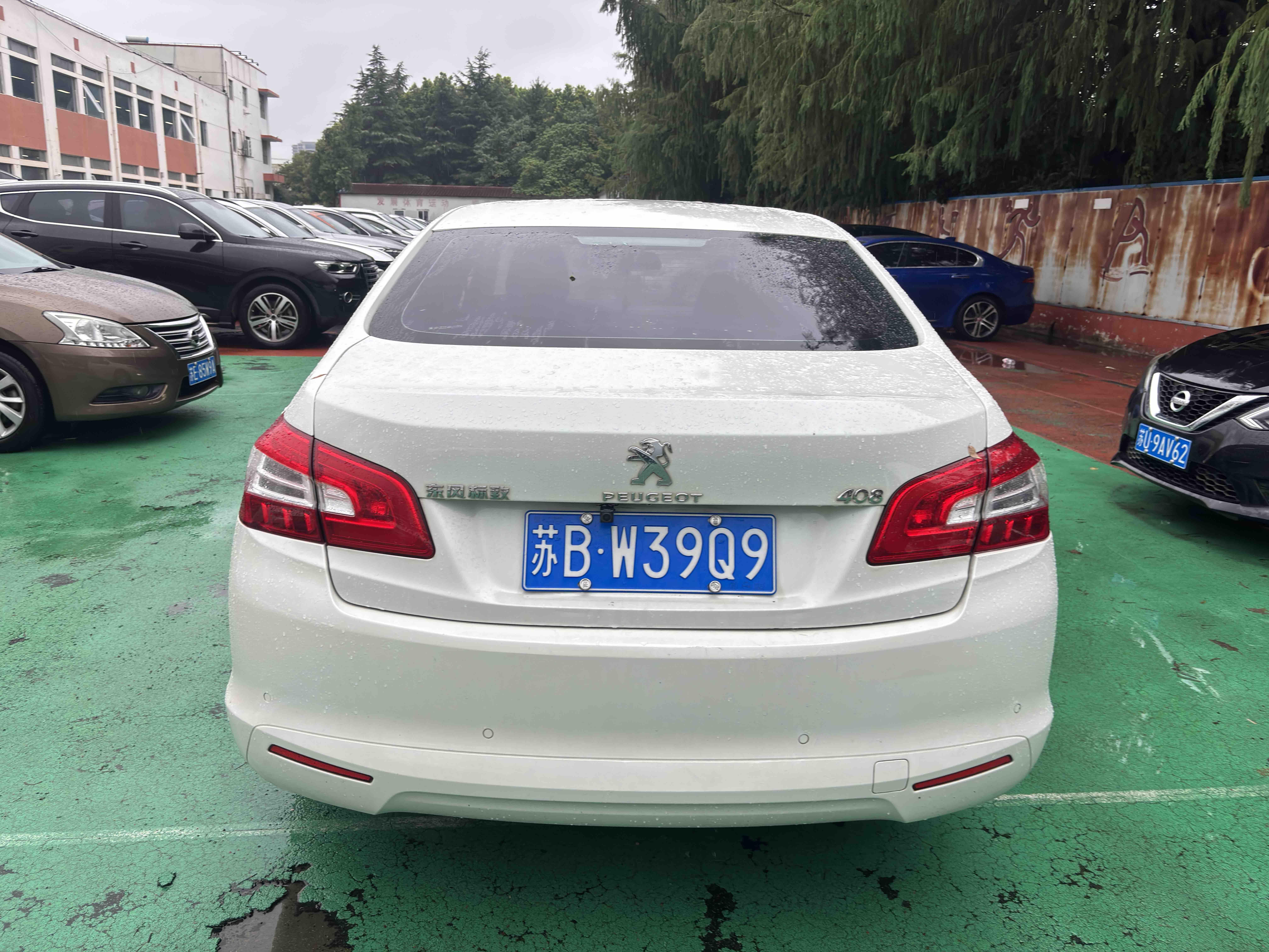 Peugeot 408 2014 thumb 12