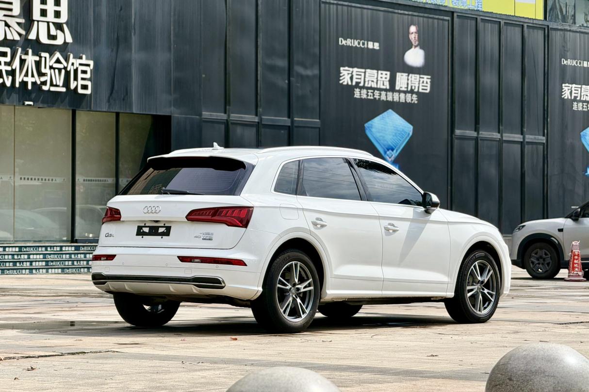 Audi Q5 2020 thumb 4