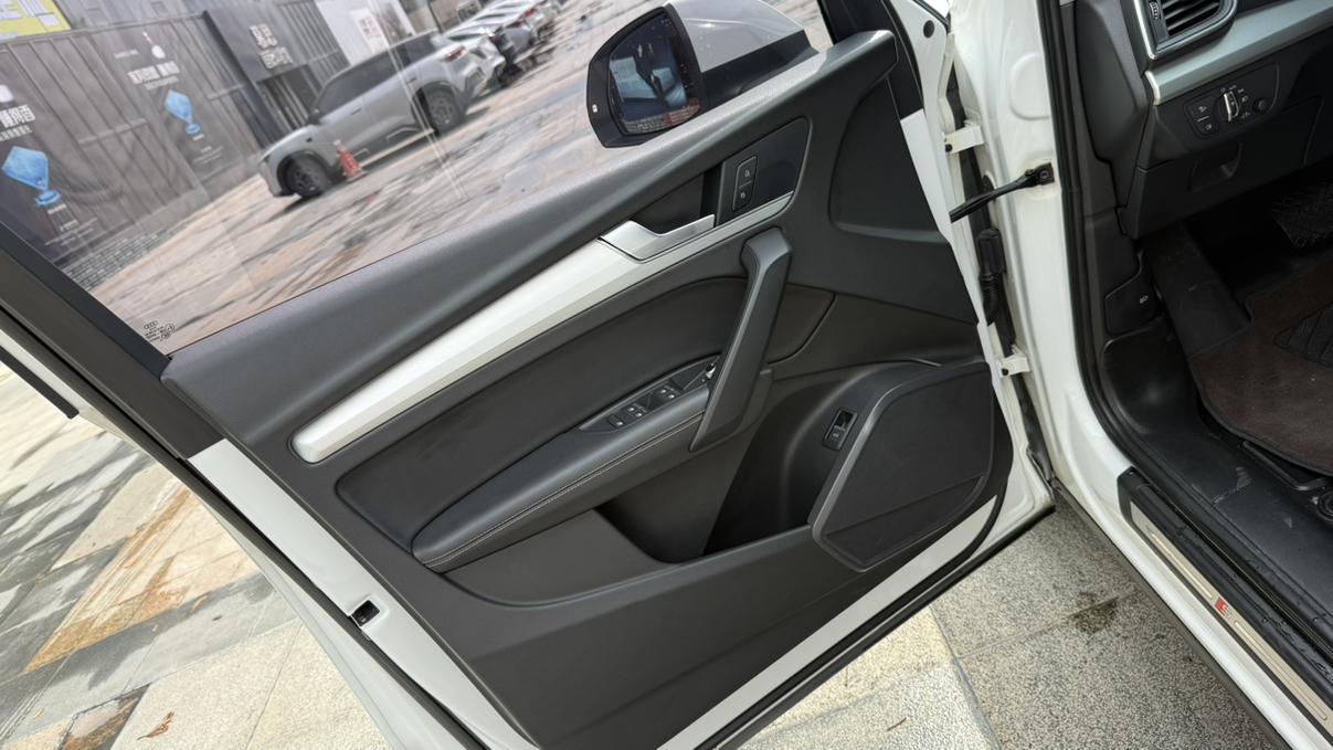 Audi Q5 2020 thumb 8
