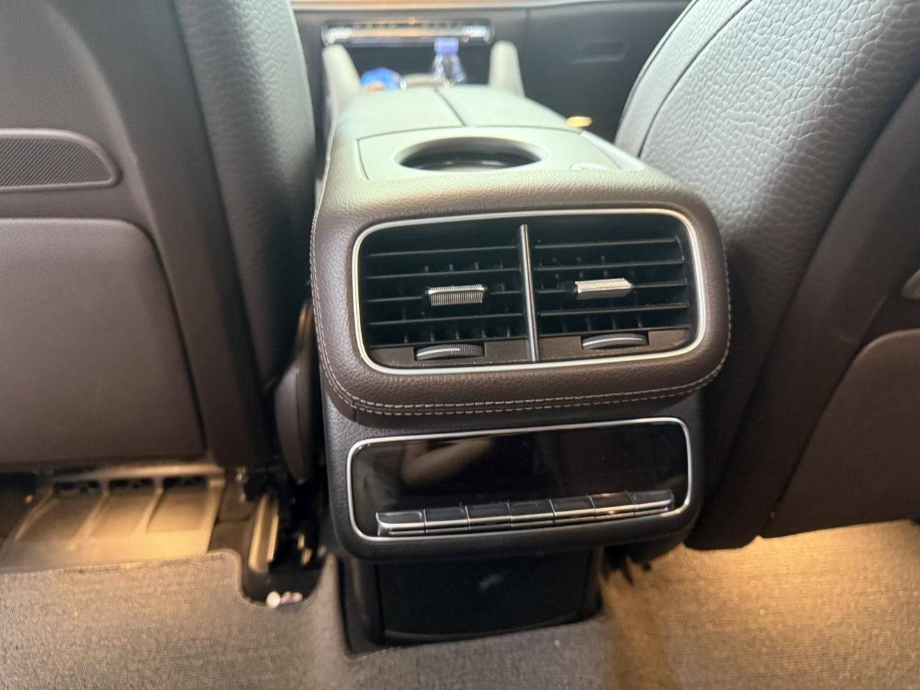 Mercedes-Benz GLS 2023 thumb 5
