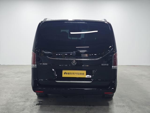 Mercedes-Benz V-Класс 2024 thumb 4