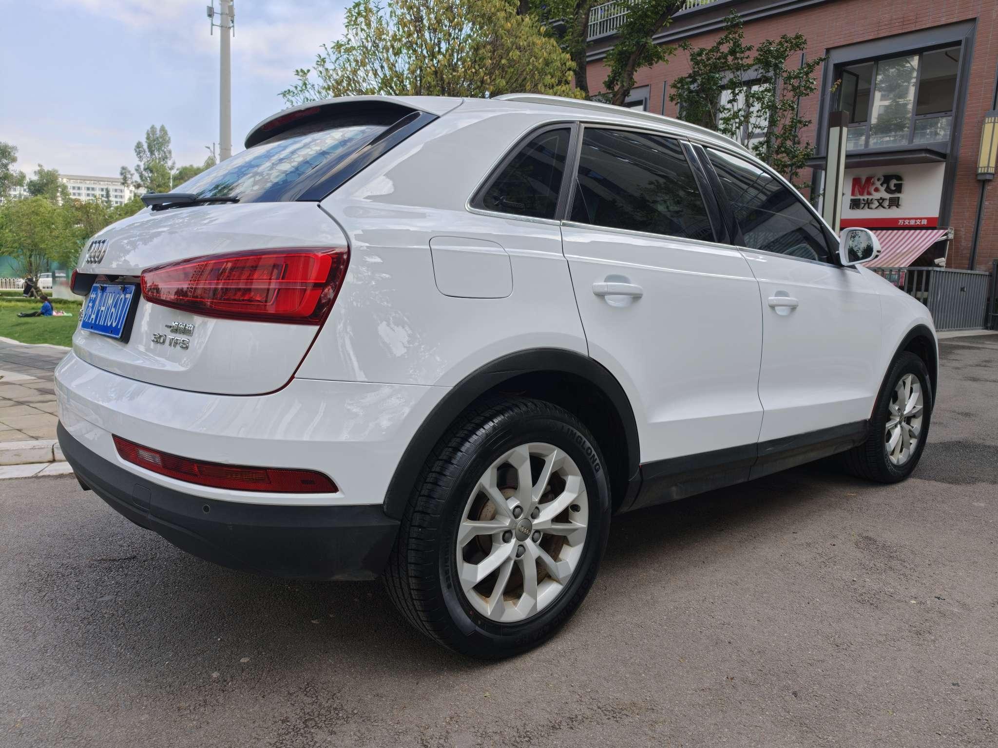 Audi Q3 2016 thumb 4