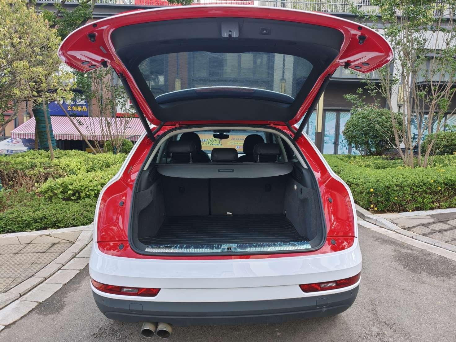 Audi Q3 2016 thumb 9