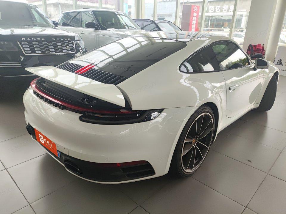 Porsche 911 2020 thumb 5
