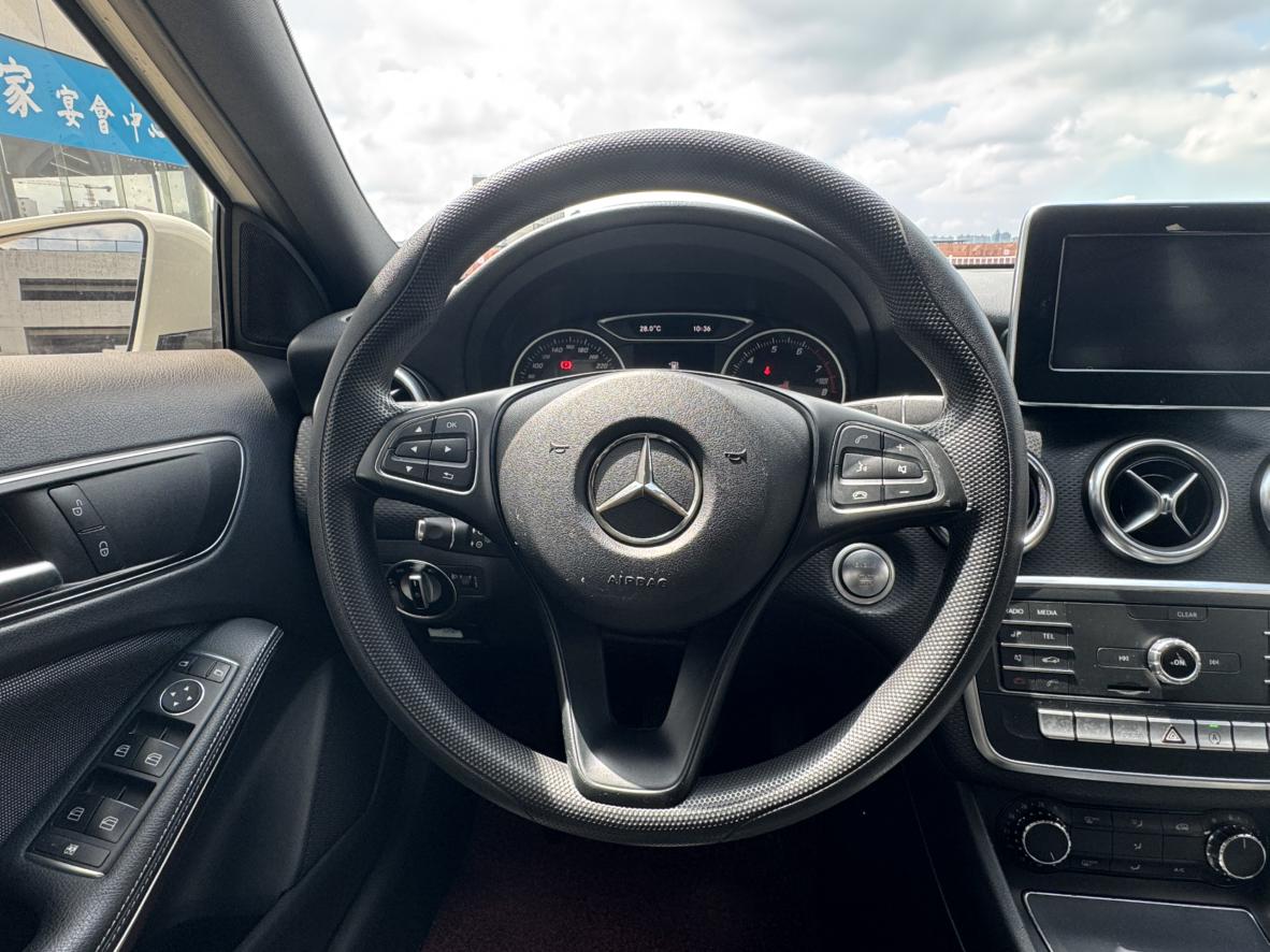 Mercedes-Benz A-Класс 2016 thumb 11