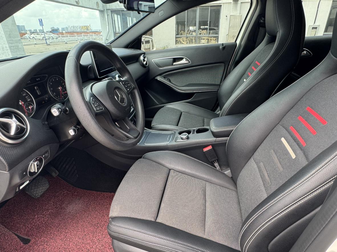 Mercedes-Benz A-Класс 2016 thumb 12