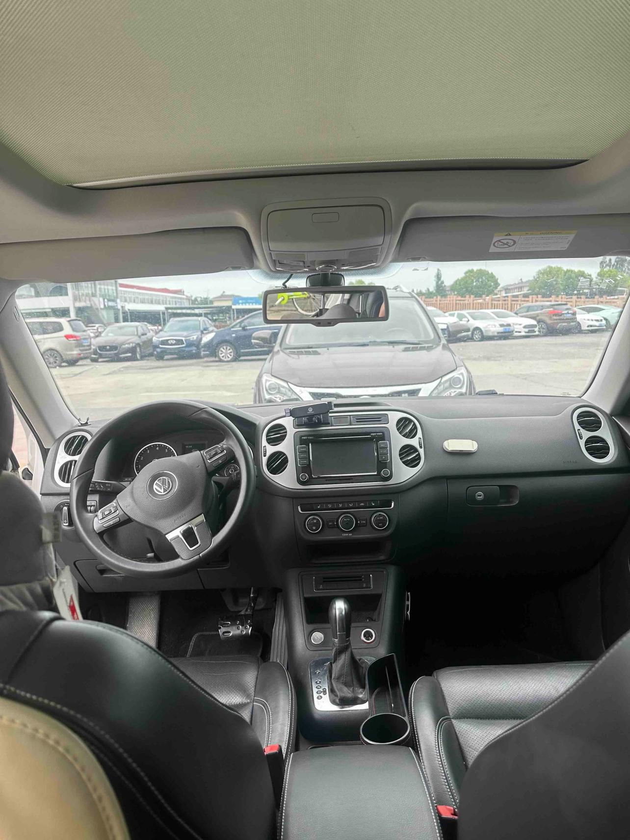 Volkswagen Tiguan 2016 thumb 5