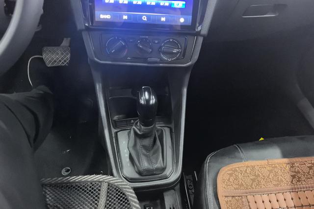 Volkswagen Santana 2019 thumb 12