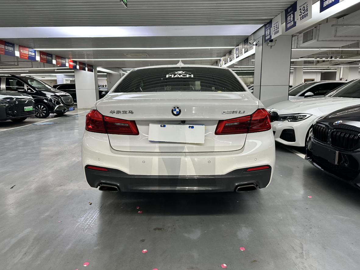 BMW 5 серии 2020 thumb 3
