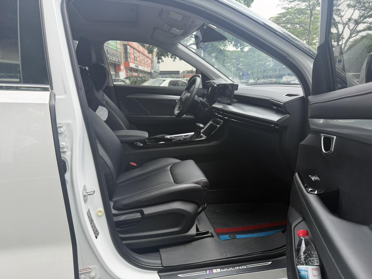 Wuling Xing Chen 2021 thumb 5