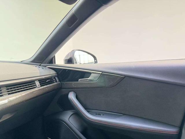 Audi RS 5 2024 thumb 8
