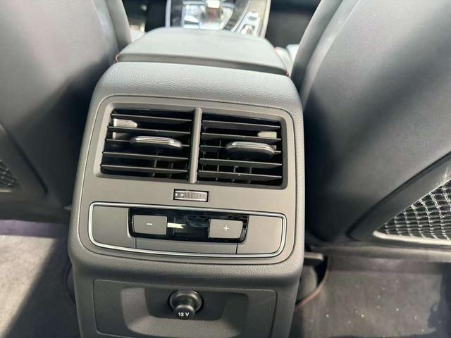 Audi RS 5 2024 thumb 11
