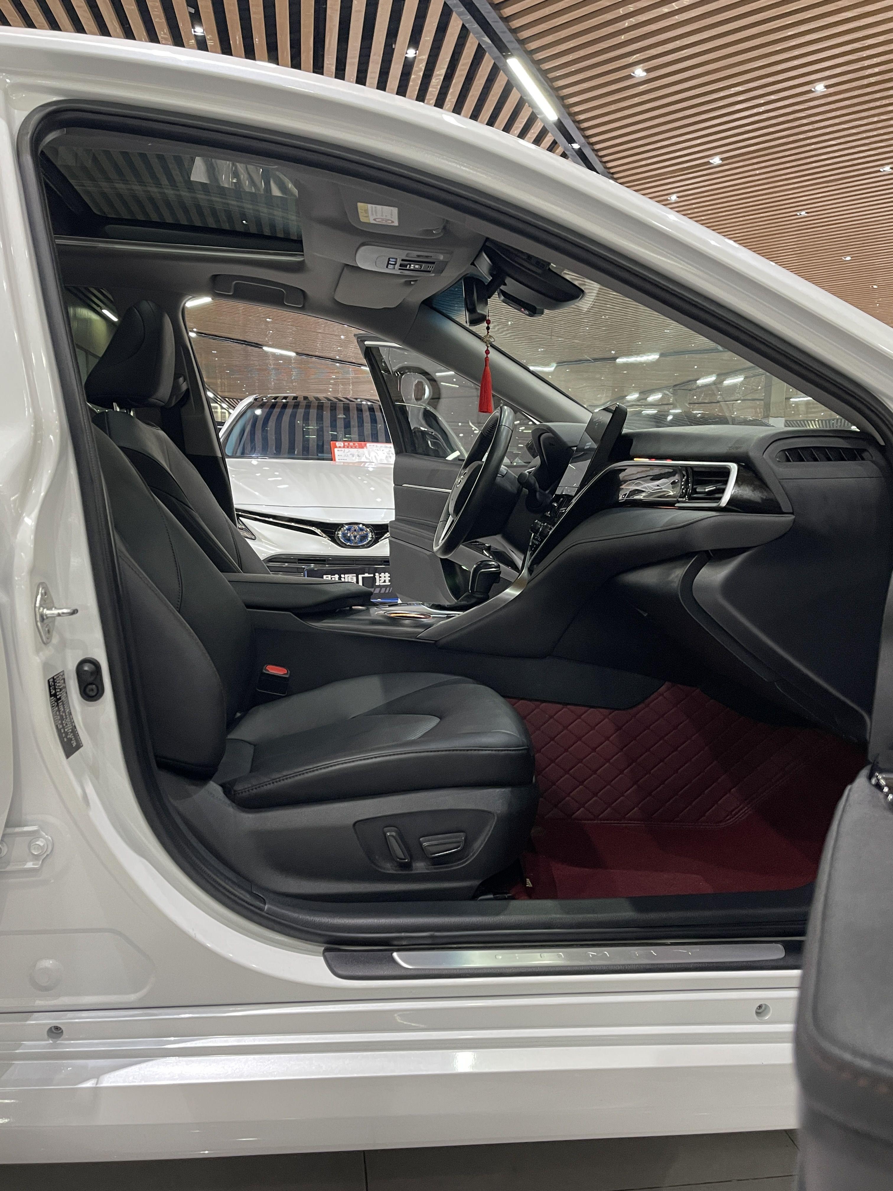 Toyota Camry 2023 thumb 12
