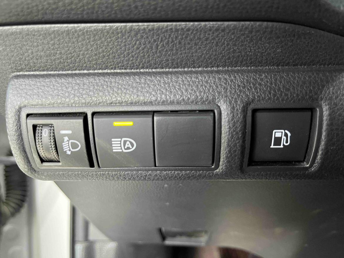 Toyota Corolla Rumion 2023 thumb 6