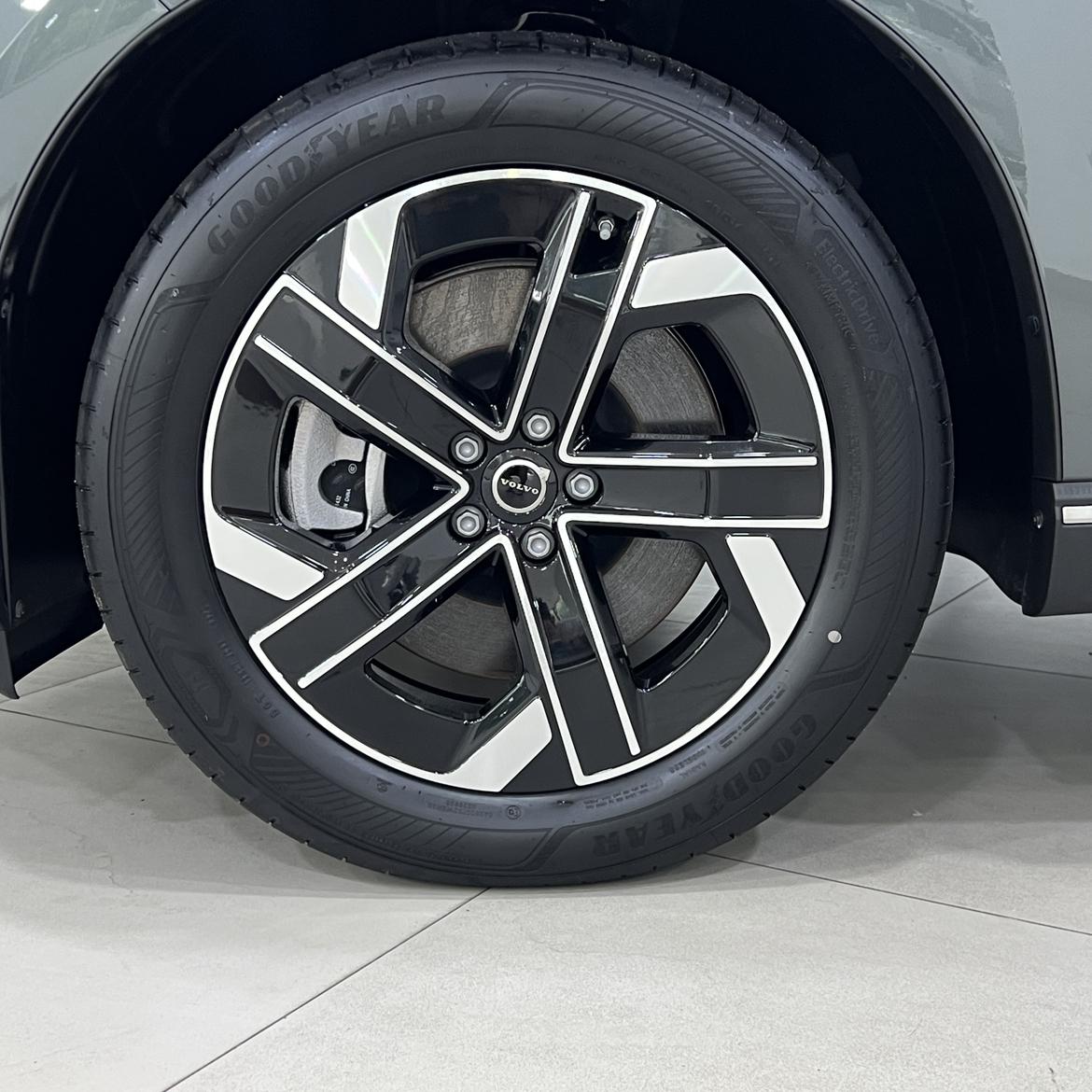 Volvo XC70 2026 thumb 5