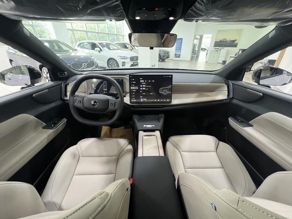 Volvo XC70 2026 thumb 9