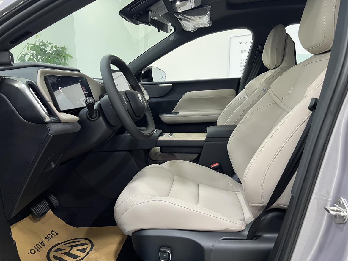 Volvo XC70 2026 thumb 11