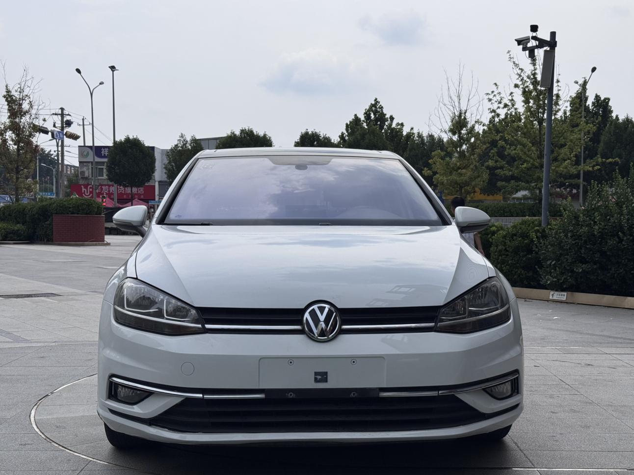 Volkswagen Golf Sportsvan 2019 thumb 9