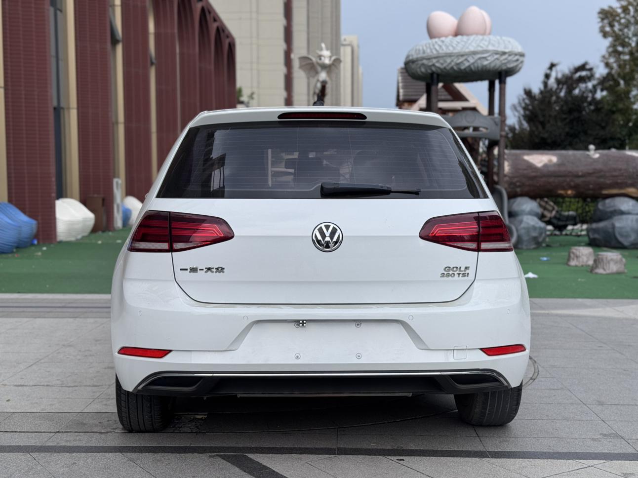 Volkswagen Golf Sportsvan 2019 thumb 12