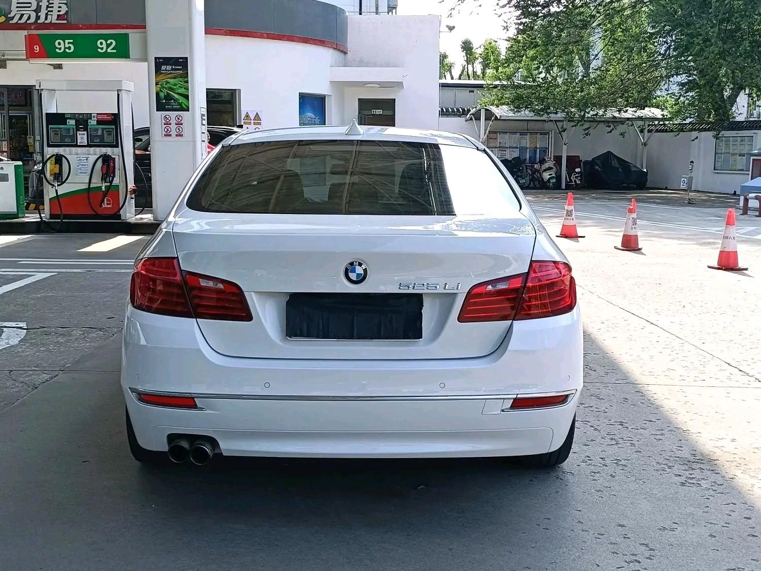 BMW 5 серии 2014 thumb 3