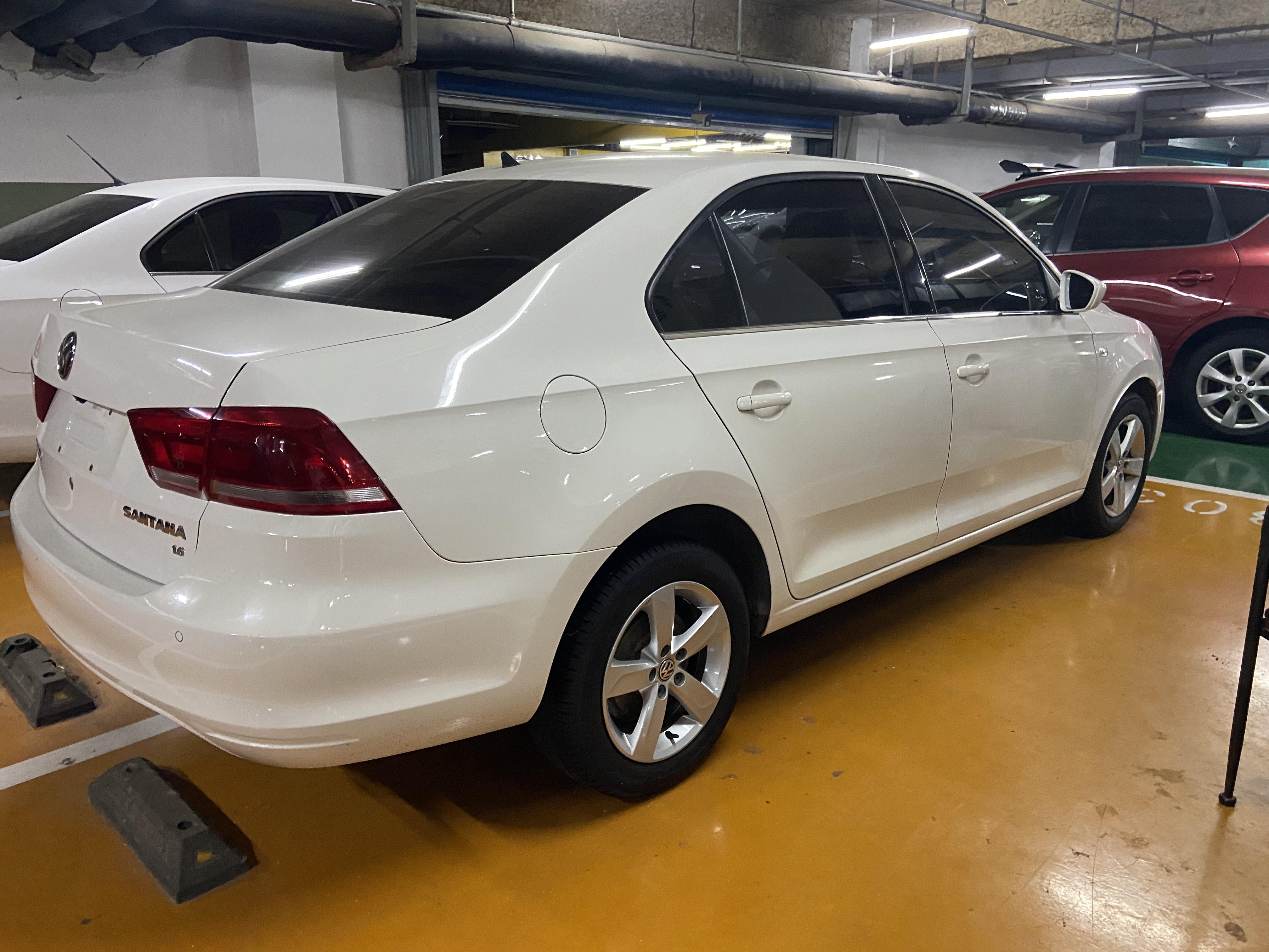 Volkswagen Santana 2015 thumb 4