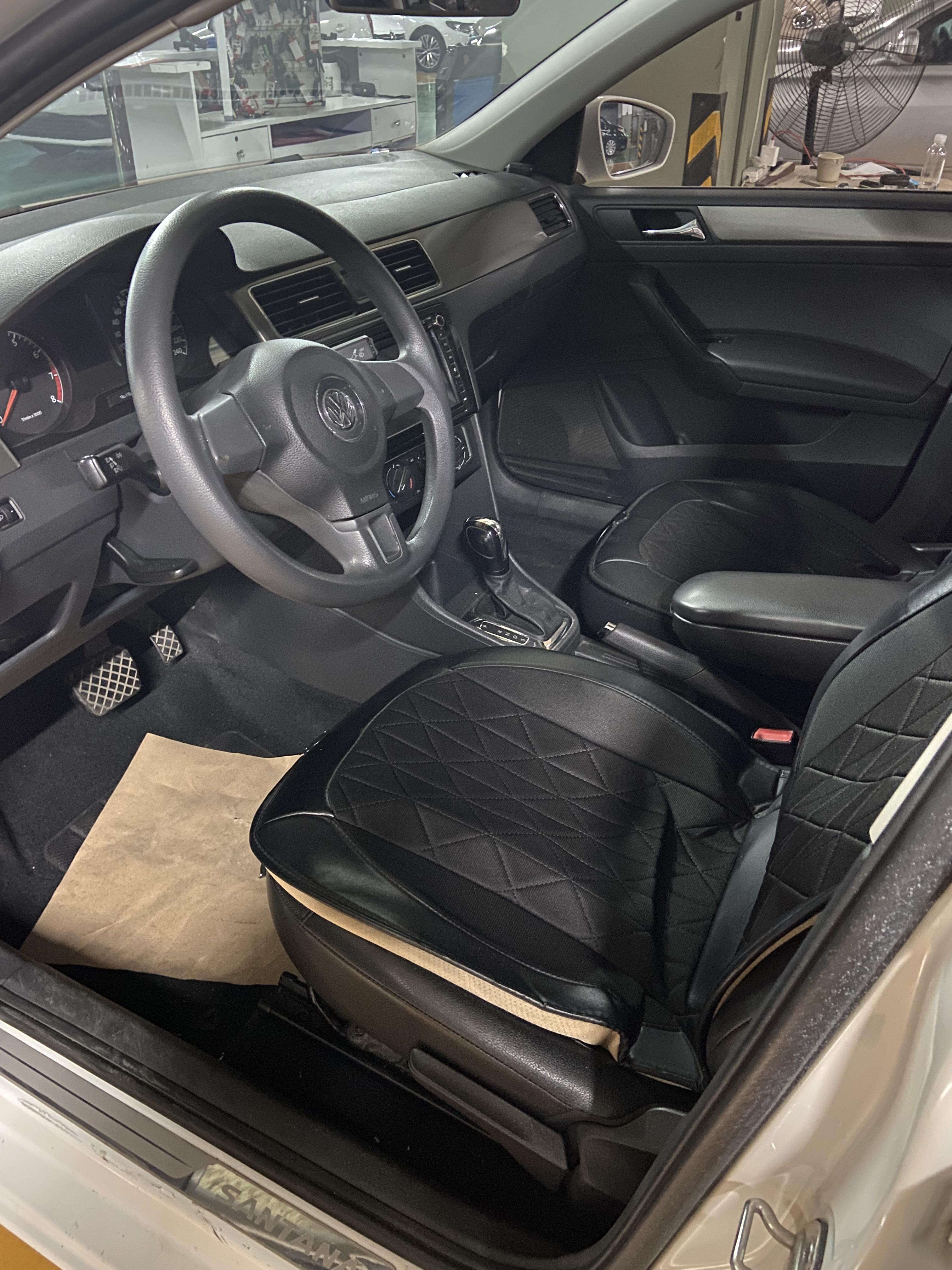 Volkswagen Santana 2015 thumb 5
