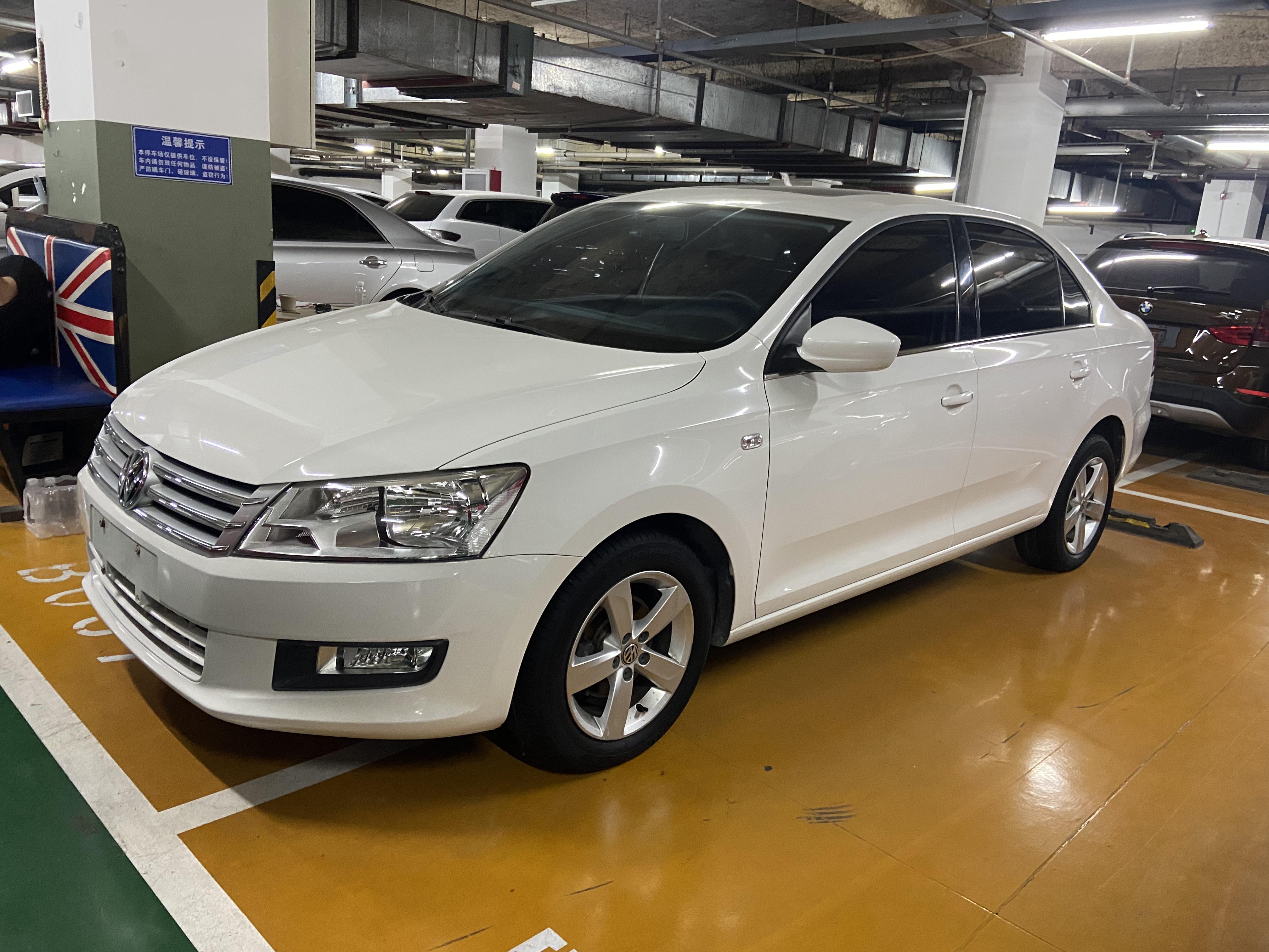 Volkswagen Santana 2015 thumb 8