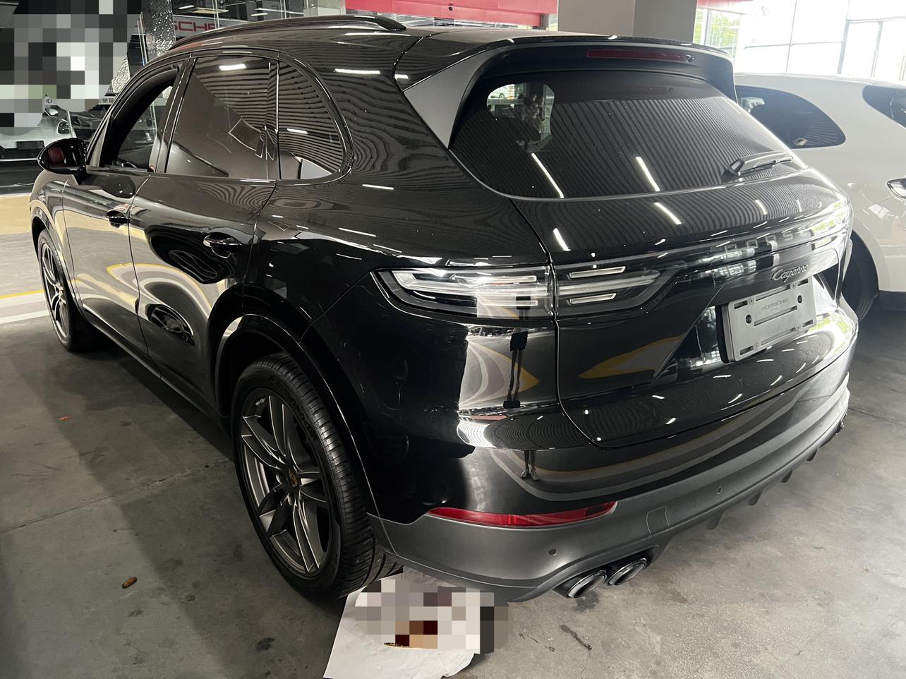 Porsche Cayenne 2023 thumb 2