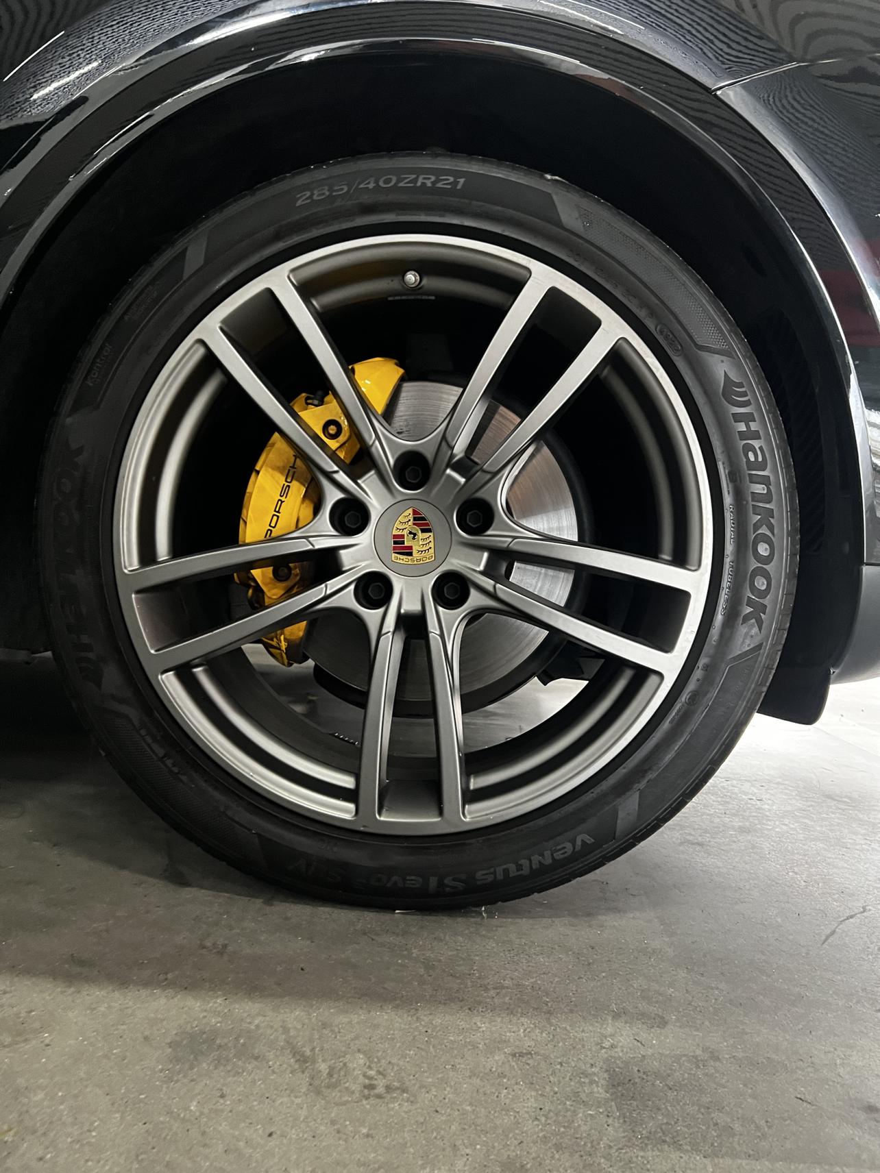 Porsche Cayenne 2023 thumb 5