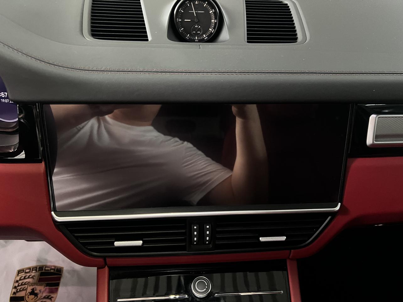 Porsche Cayenne 2023 thumb 10