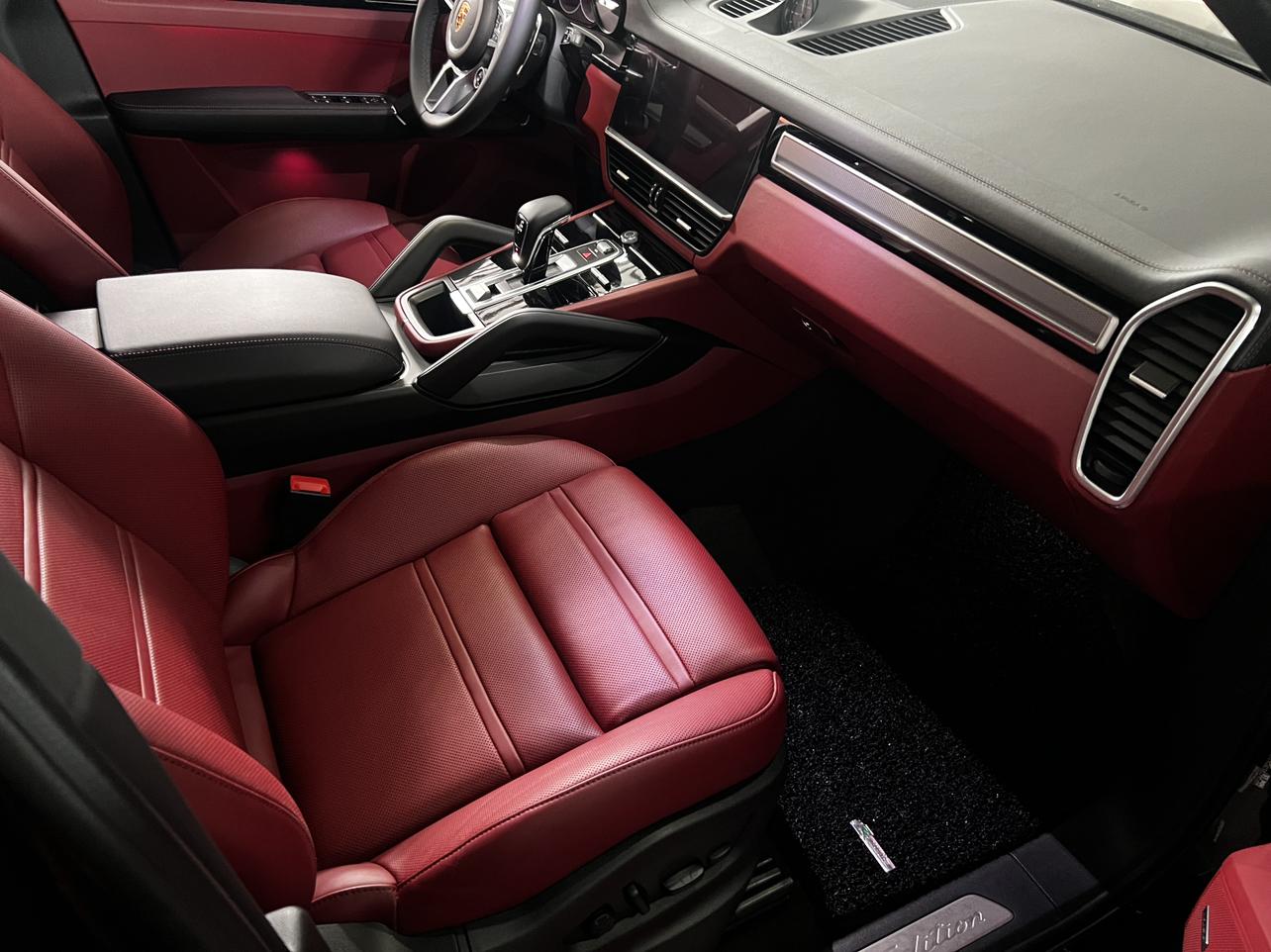 Porsche Cayenne 2023 thumb 11