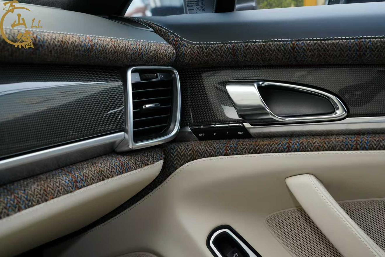 Porsche Panamera 2010 thumb 6