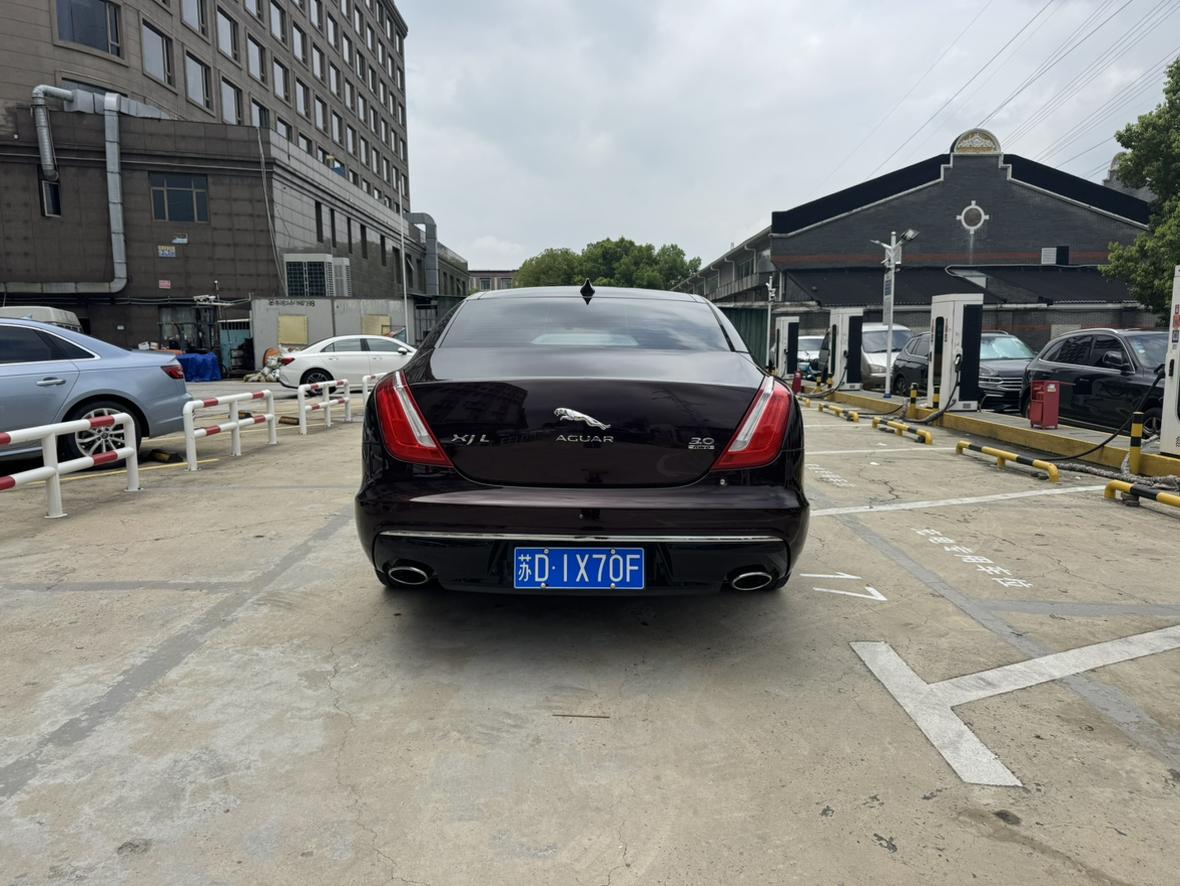 Jaguar XJ 2016 thumb 3