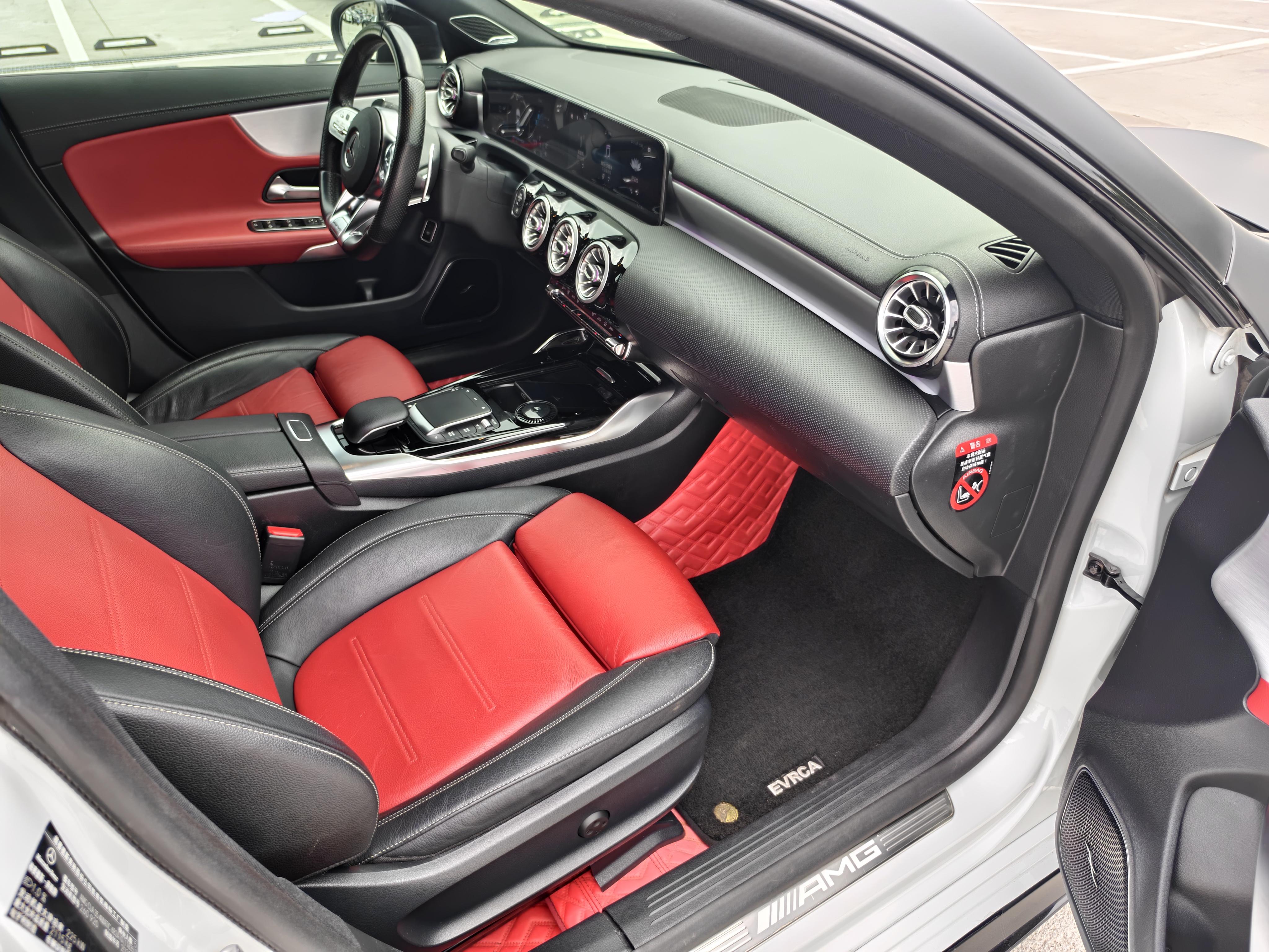 Mercedes-Benz CLA AMG 2020 thumb 4