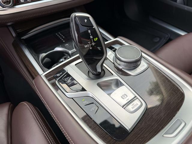 BMW 7 серии 2019 thumb 7