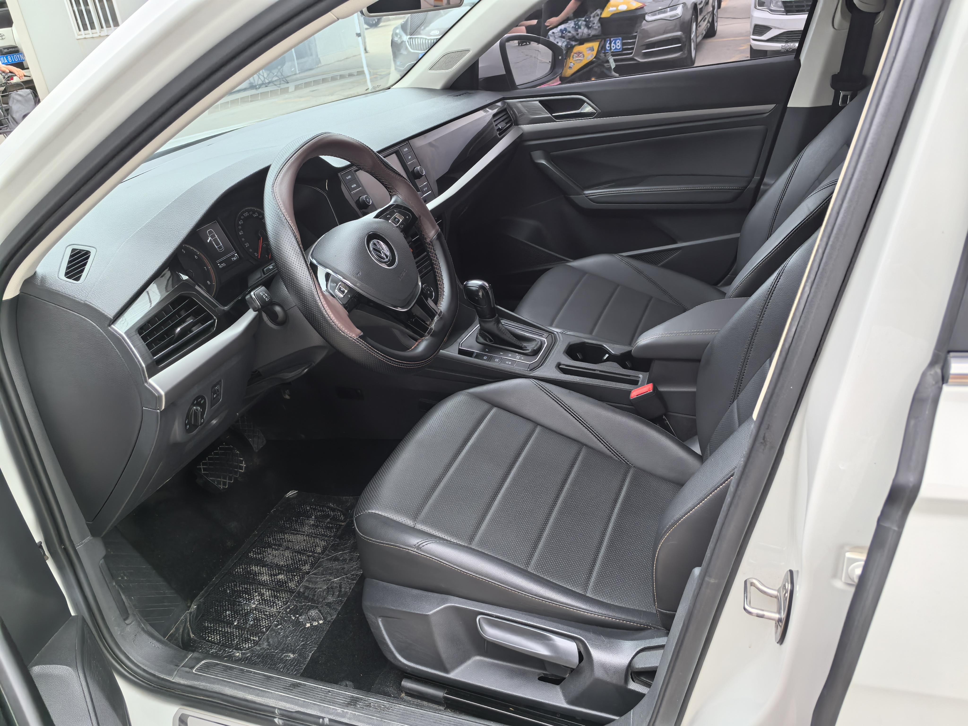 Volkswagen Lavida XR 2018 thumb 8