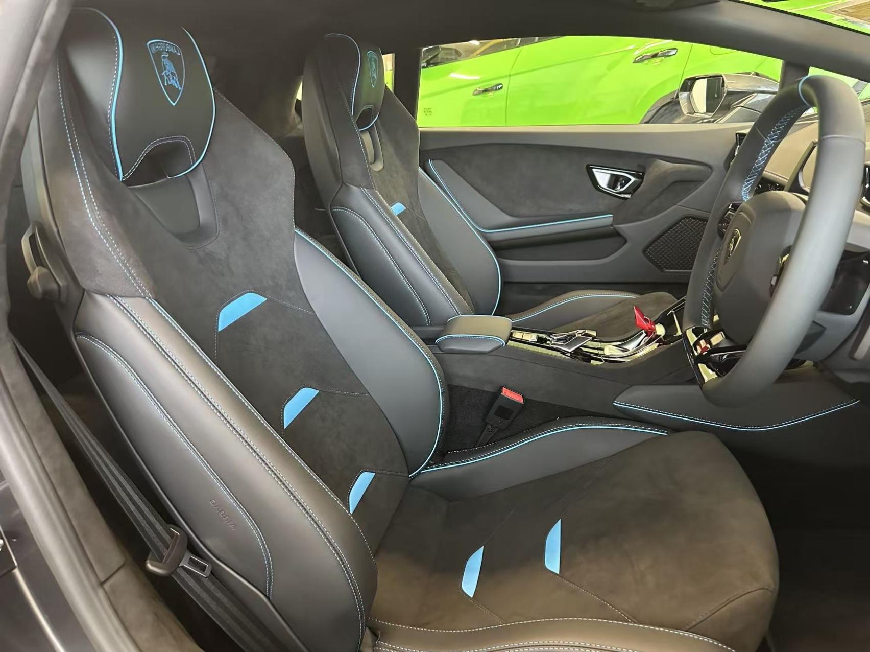 Lamborghini Huracán 2023 thumb 12