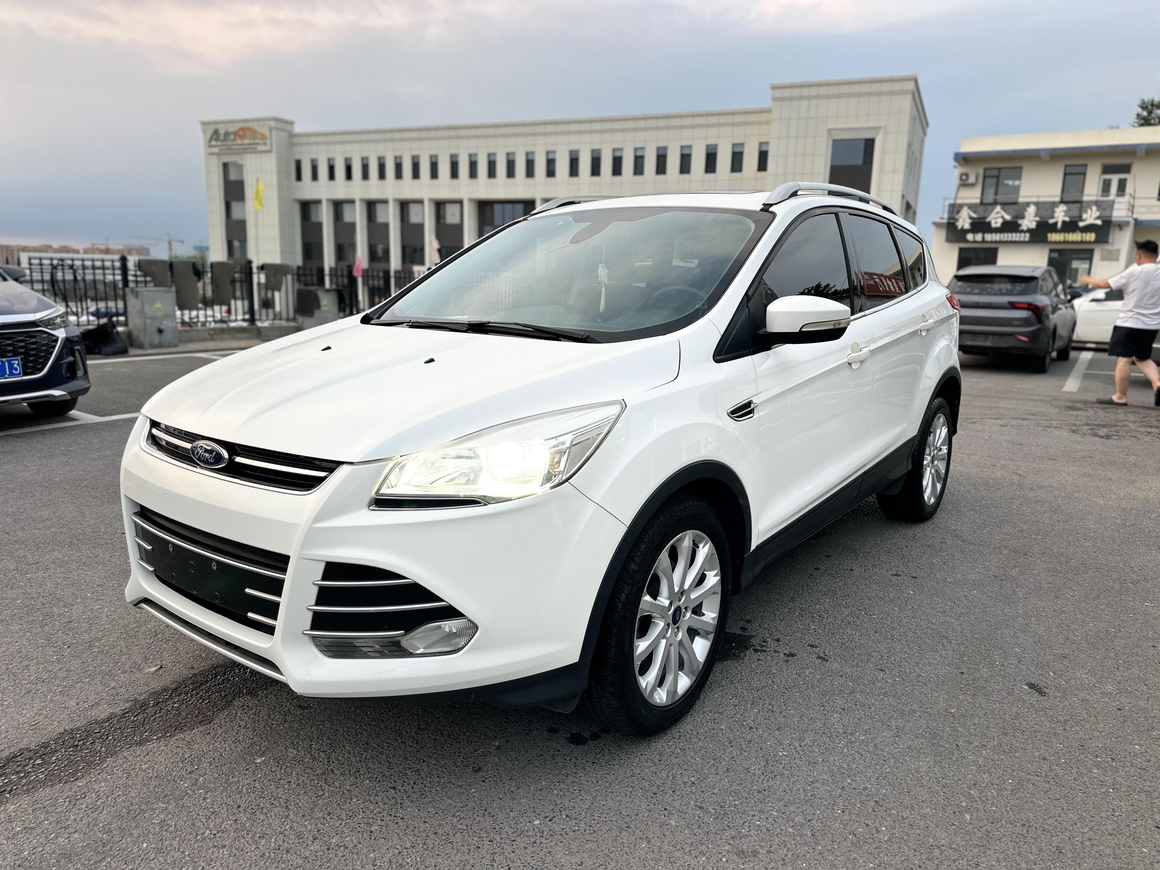 Ford Kuga 2013 thumb 9