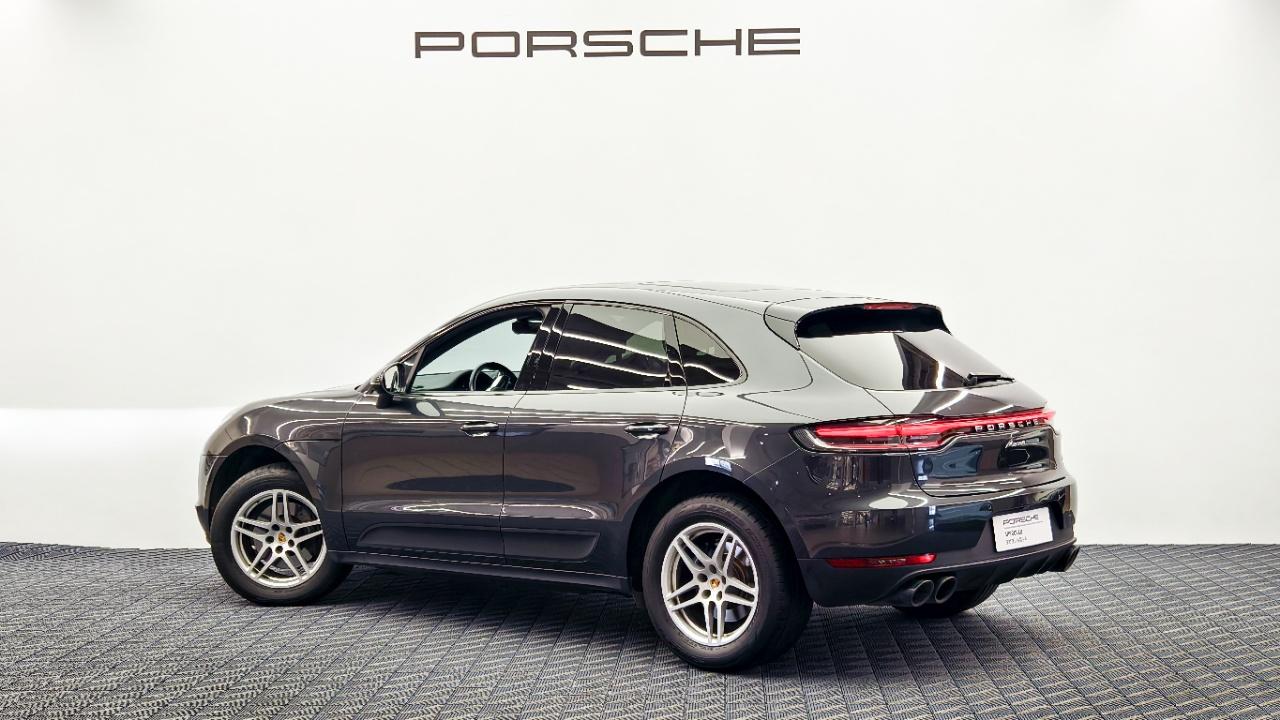 Porsche Macan 2021 thumb 3