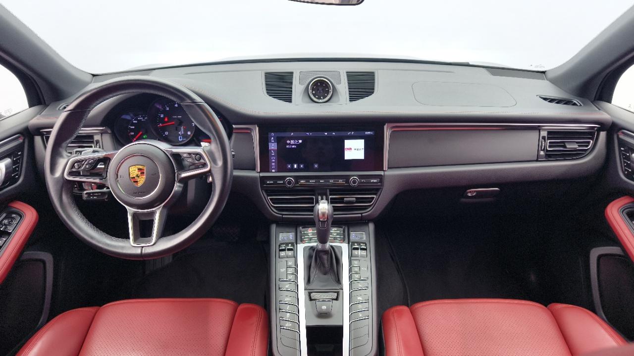 Porsche Macan 2021 thumb 5