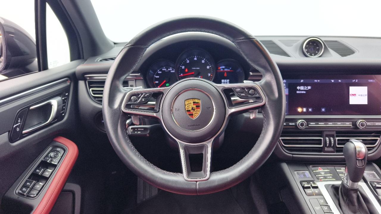 Porsche Macan 2021 thumb 7