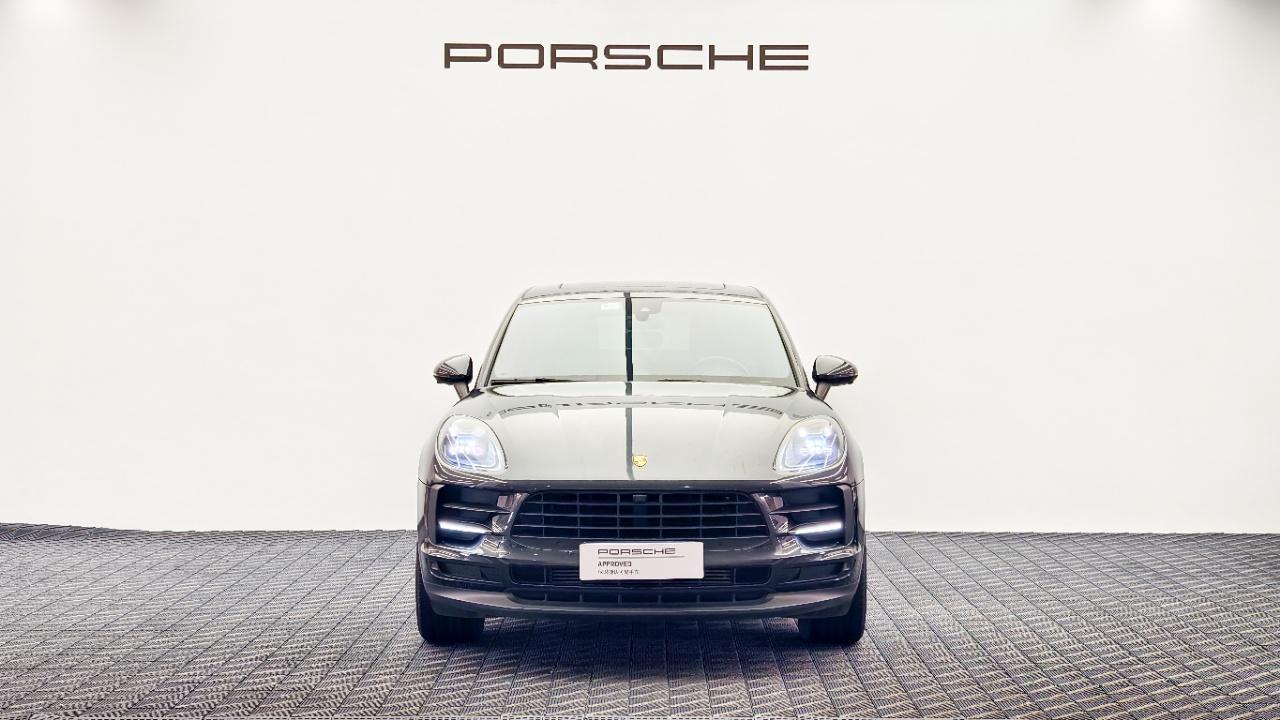 Porsche Macan 2021 thumb 11