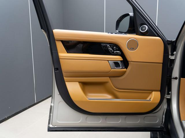 Land Rover Range Rover 2021 thumb 5