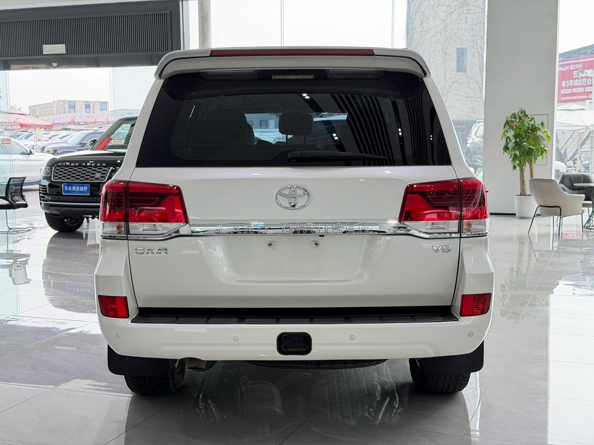 Toyota Land Cruiser 2017 thumb 3