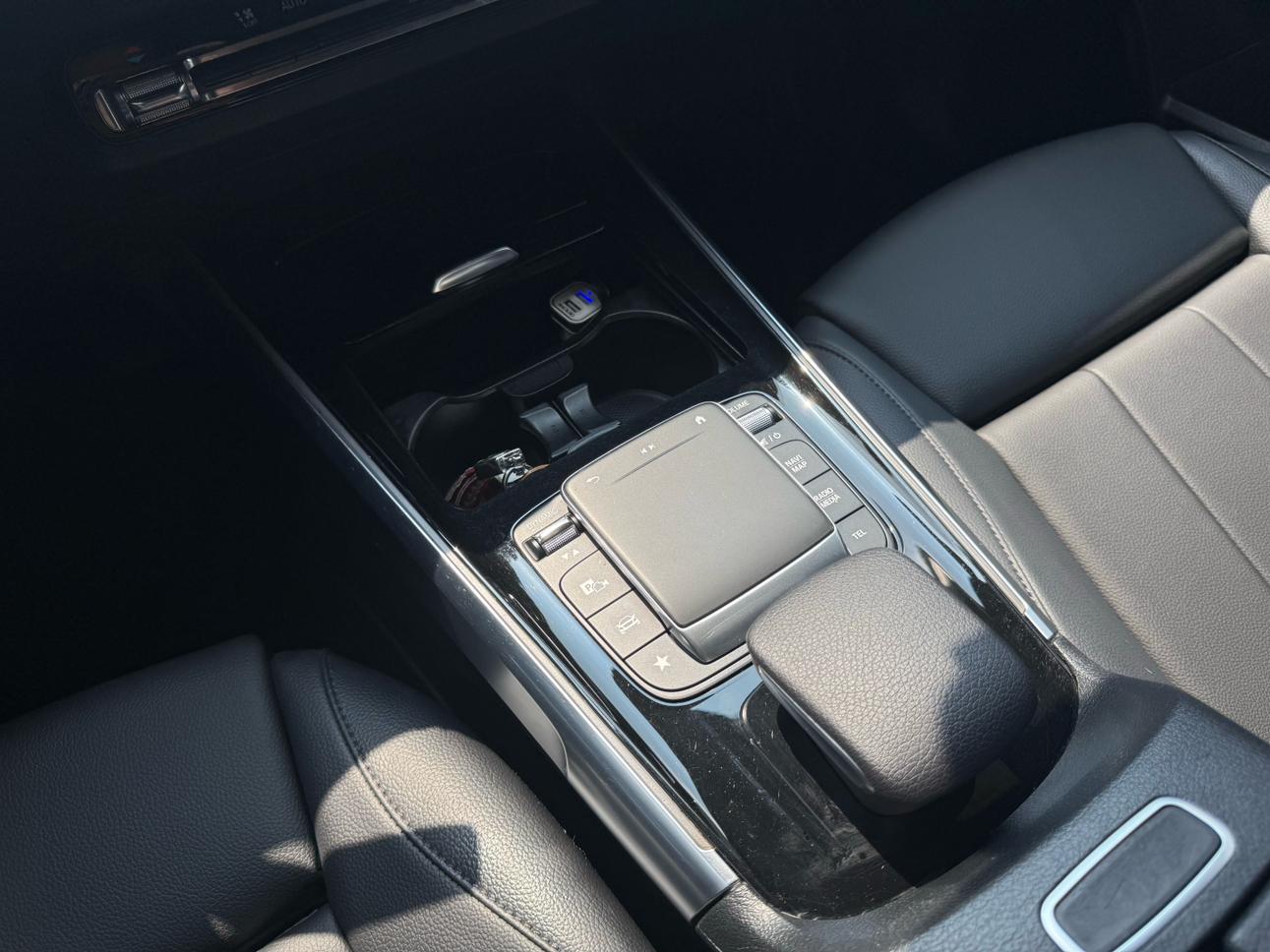 Mercedes-Benz GLB 2020 thumb 12