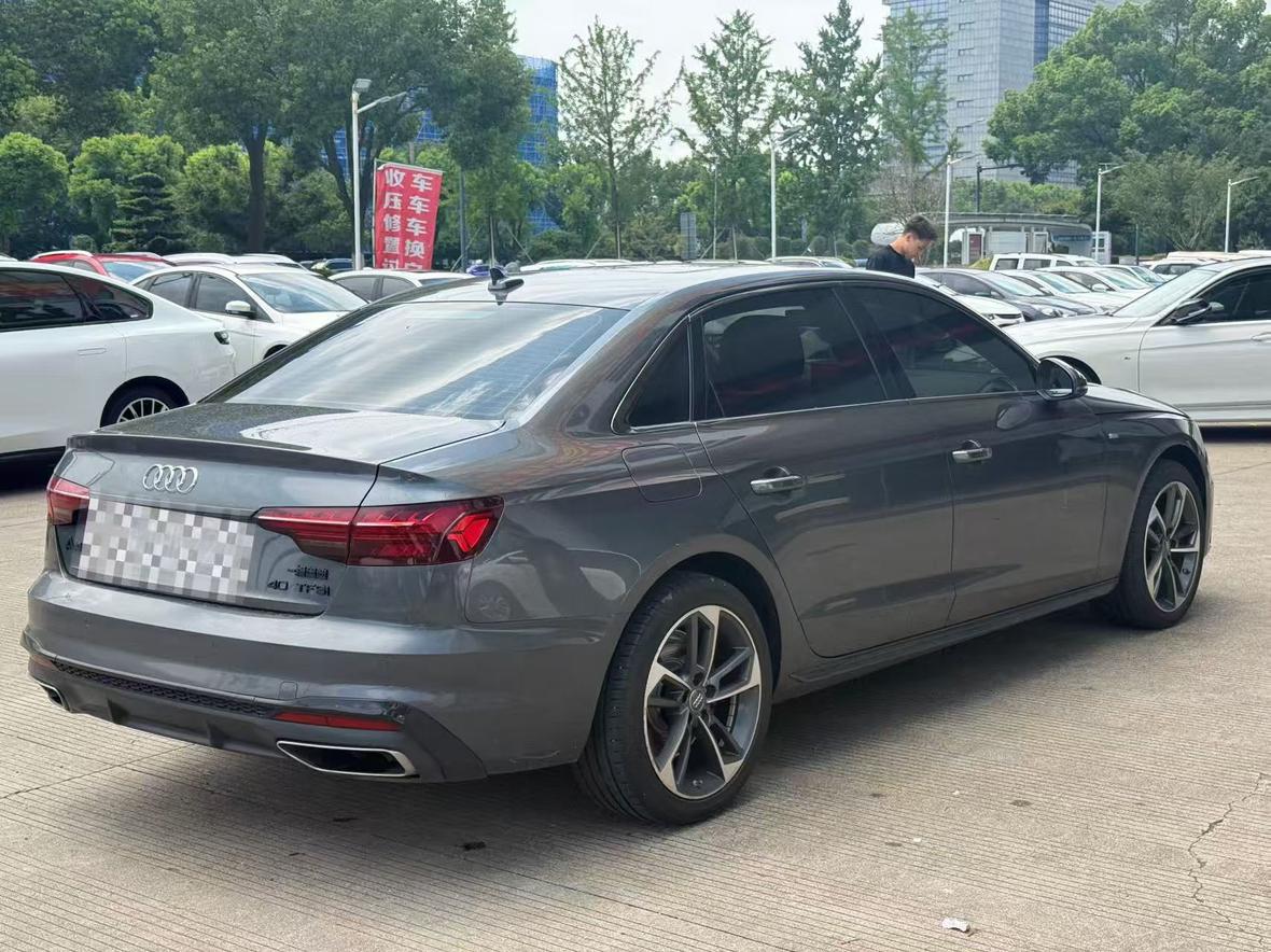 Audi A4 2020 thumb 4