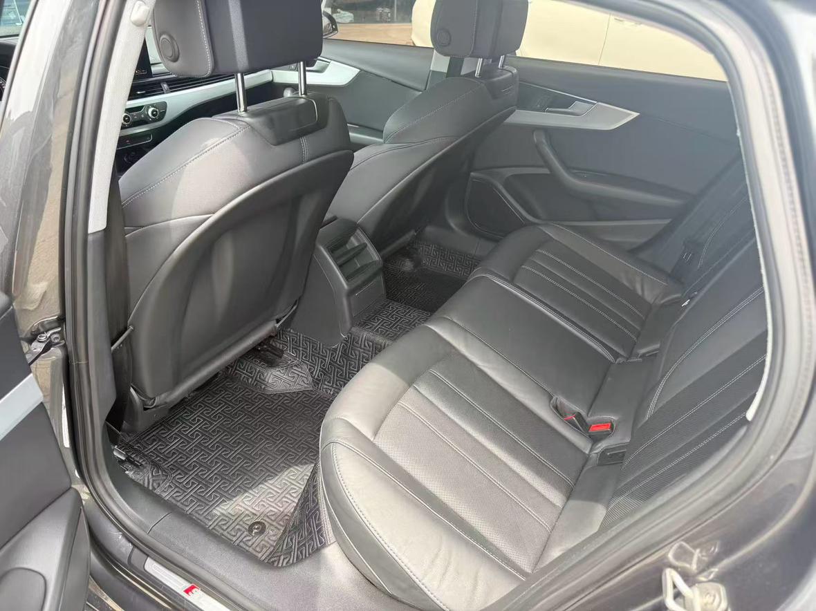 Audi A4 2020 thumb 7