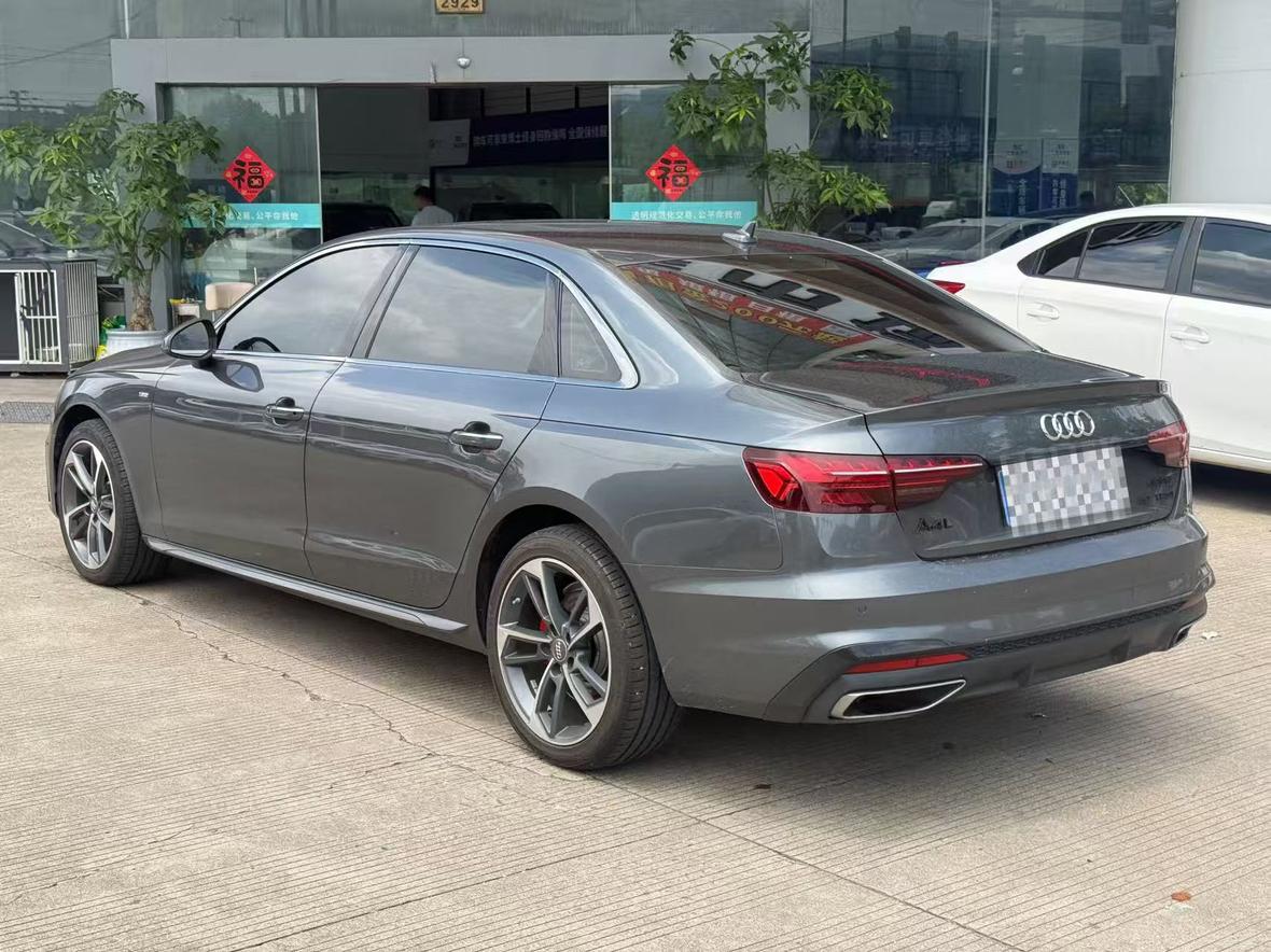 Audi A4 2020 thumb 11